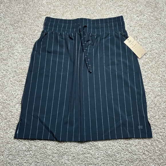 Albion Dresses & Skirts - Albion The Away Skirt